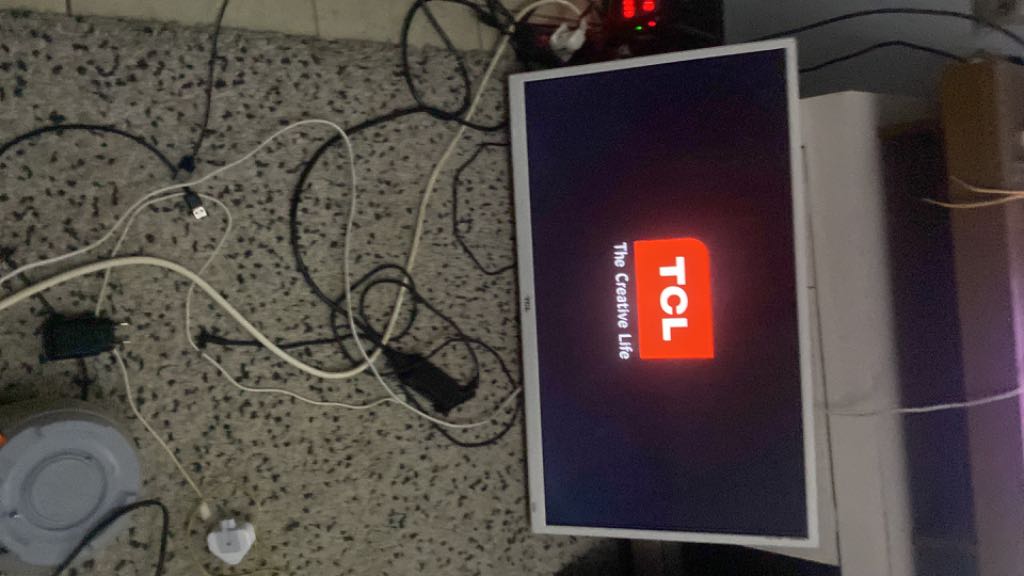 A picture of TCL 32 TV FOR SALE