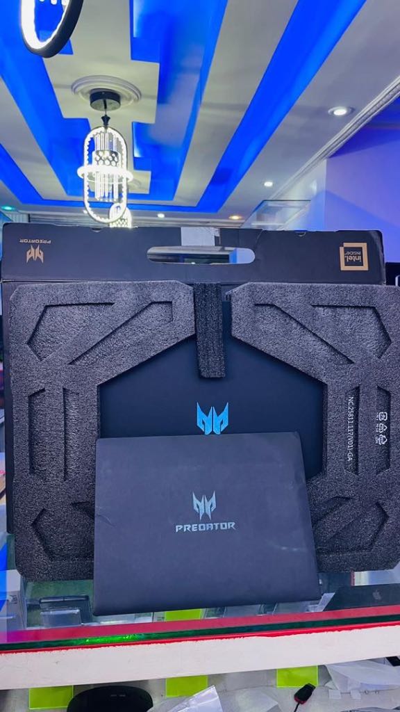 A picture of ACER Predator Helios 300 Core i7 11th gen 8go dedie