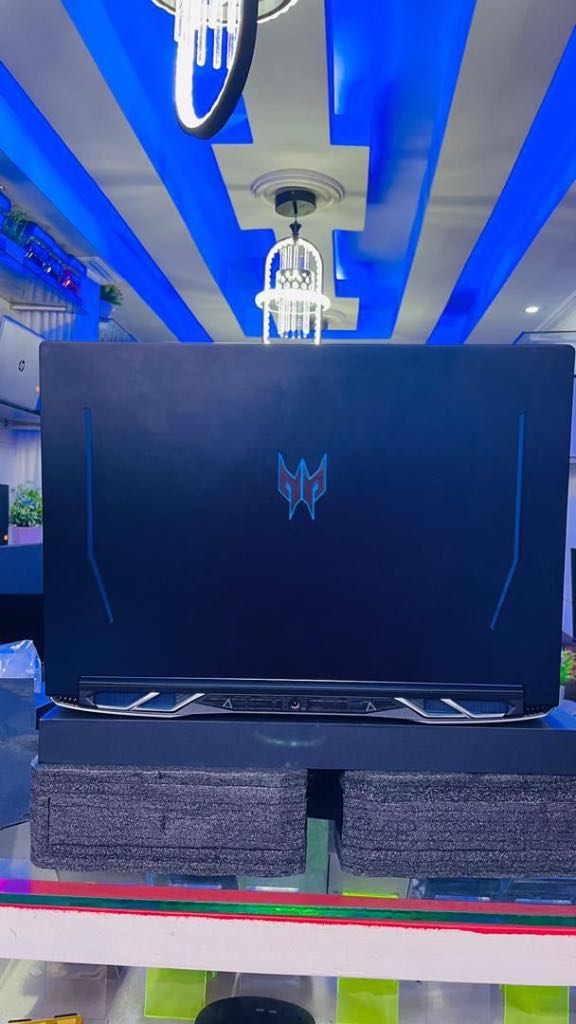 A picture of ACER Predator Helios 300 Core i7 11th gen 8go dedie