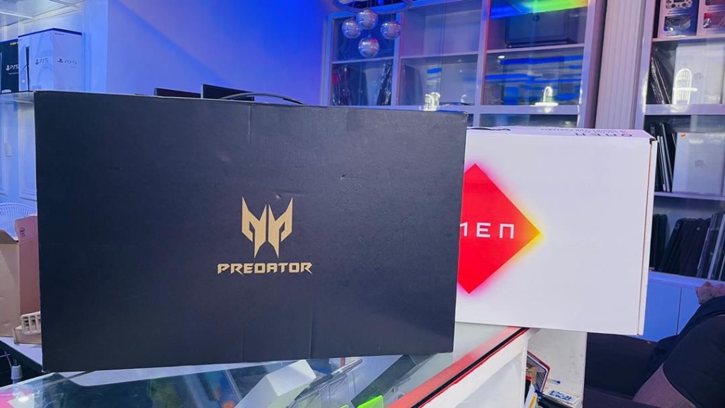 A picture of ACER Predator Helios 300 Core i7 11th gen 8go dedie