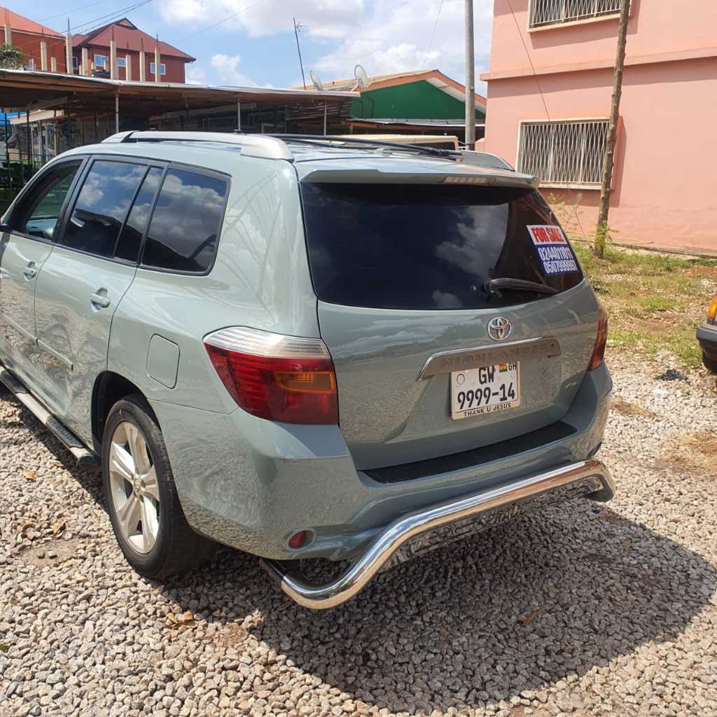A picture of Car