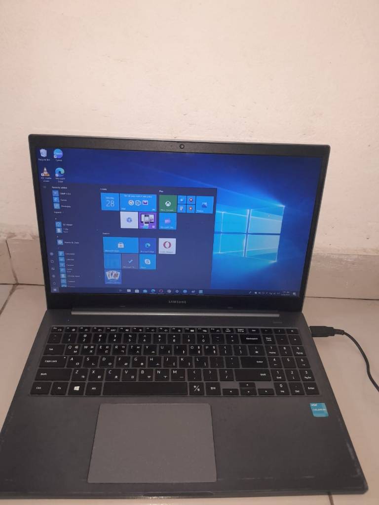 A picture of Samsung Laptop 