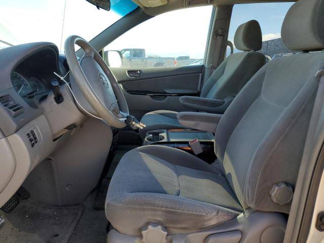 A picture of 2006 CLEAN TOYOTA SIENNA FOR SALE CALL 08068934551