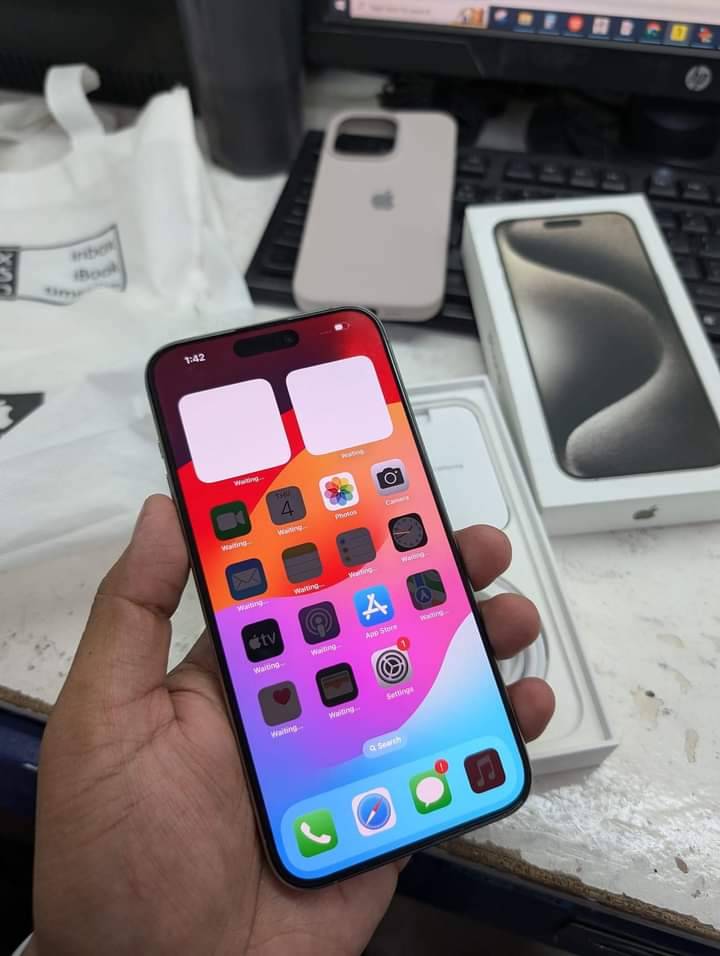 A picture of Apple iphone 15 pro max 512gb