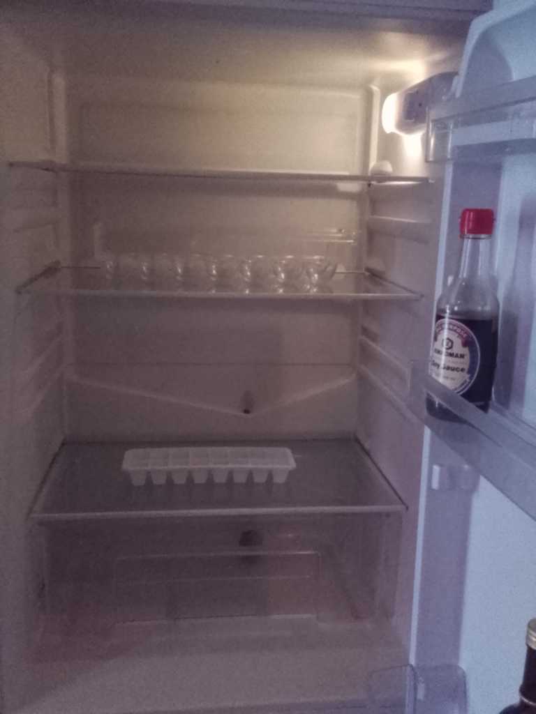 A picture of Upright fridge K.I.C