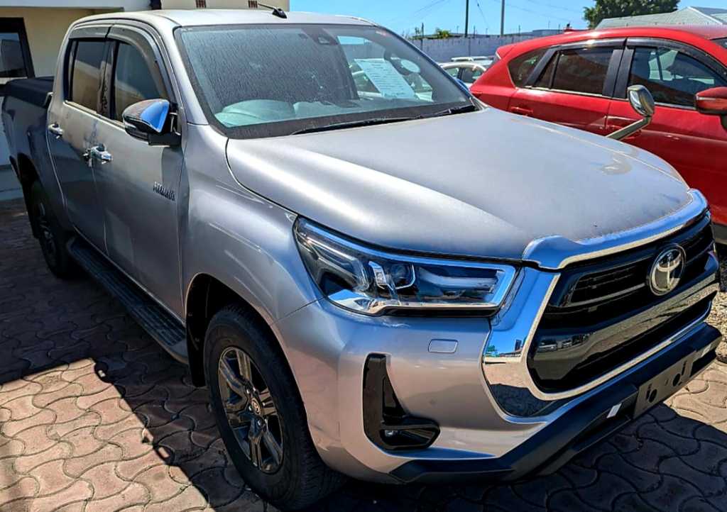 A picture of Hilux 2022 2023 both we have models
