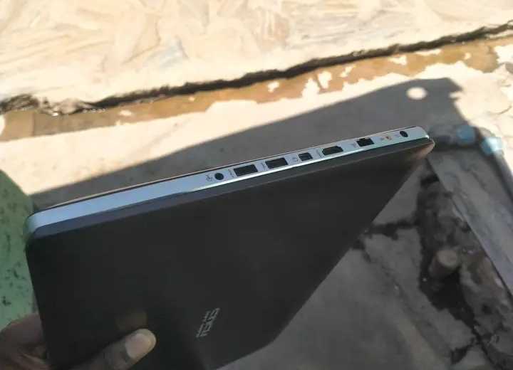 A picture of ASUS N550j