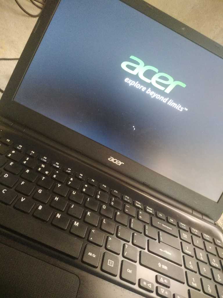 A picture of acer Laptop