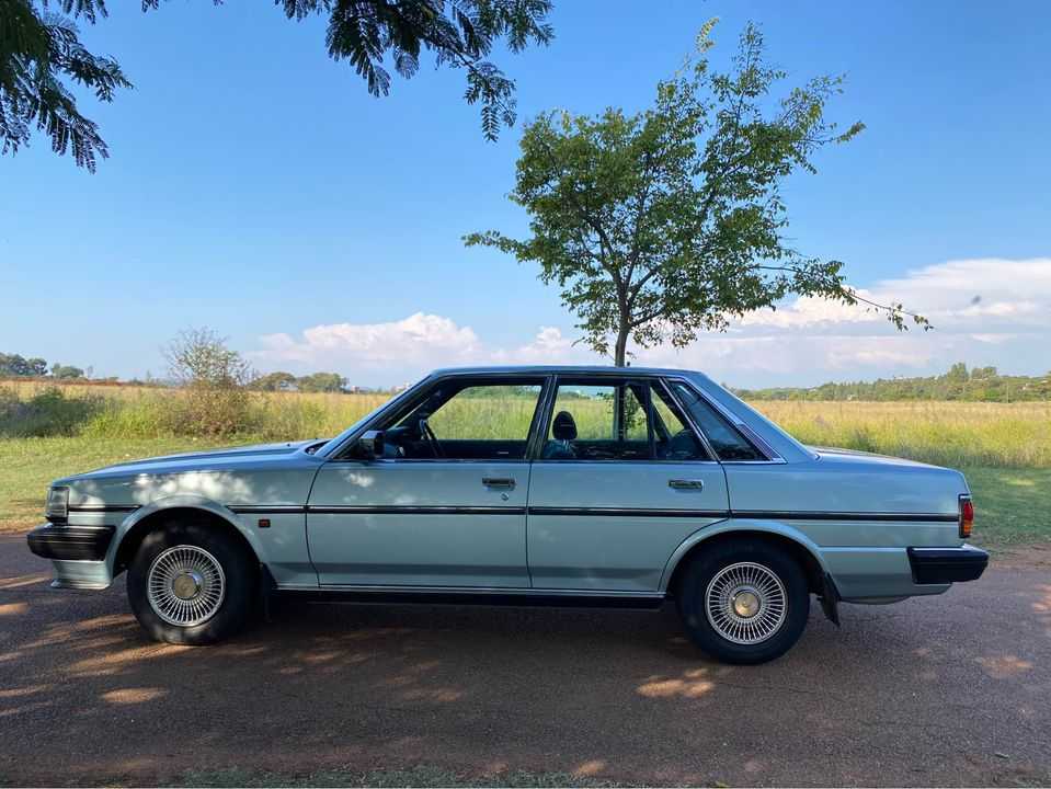 A picture of 1999 TOYOTA CRESSIDA 2 0 