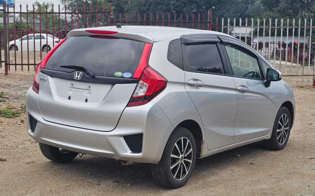A picture of Japanese cars export