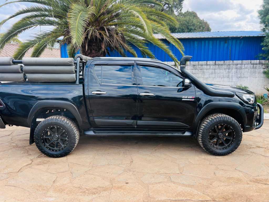 A picture of Toyota hilux legend 2020
