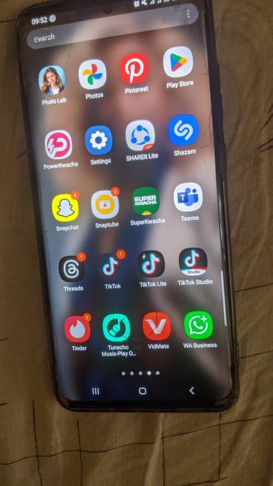 A picture of Phone Samsung S20 Ultra 128gb 