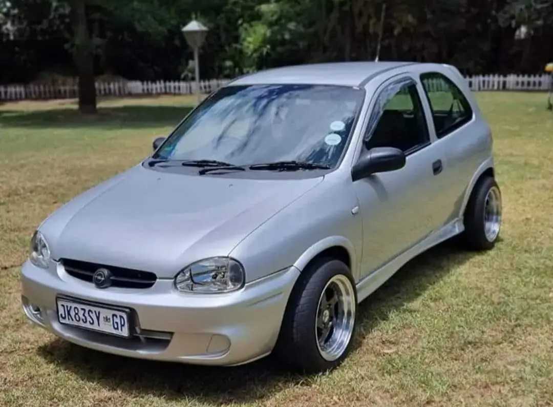 A picture of Opel corsa lite 