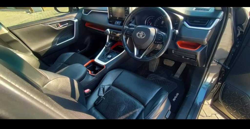 A picture of TOYOTA RAV4 GXR YEAR 2019 