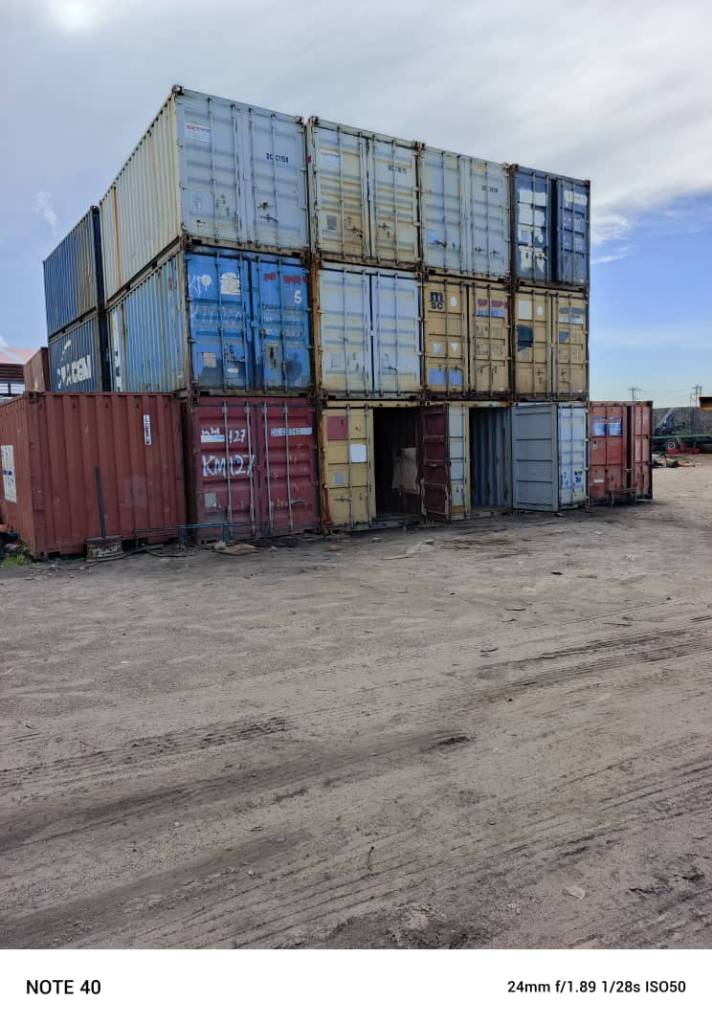 A picture of 20 FEET CONTAINERS 