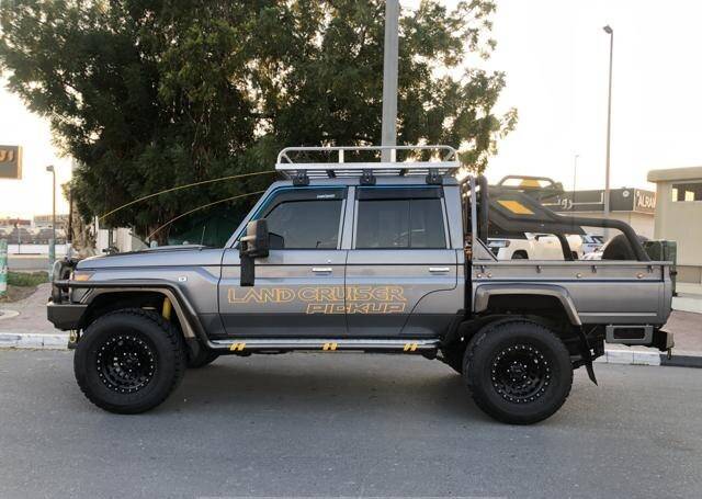 A picture of CLEAN USED LHD 2012 TOYOTA LANDCRUISER PICK UP