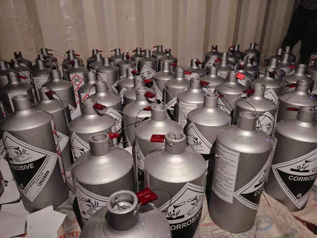 A picture of Silver Mercury For Sale in Zambia and Johannesburg 27739541787.