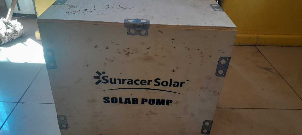 Solar booster pump