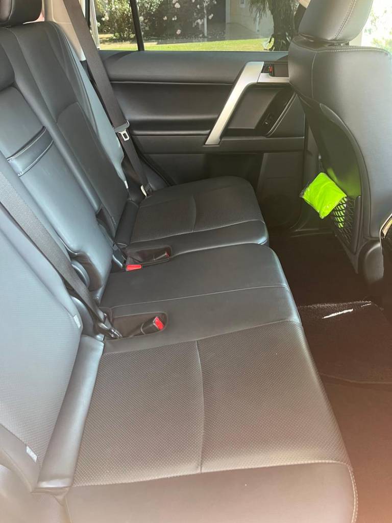 A picture of Toyota landcruiser prado tx