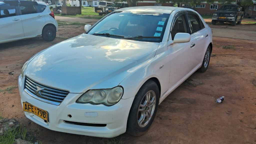 A picture of Toyota Mark X
