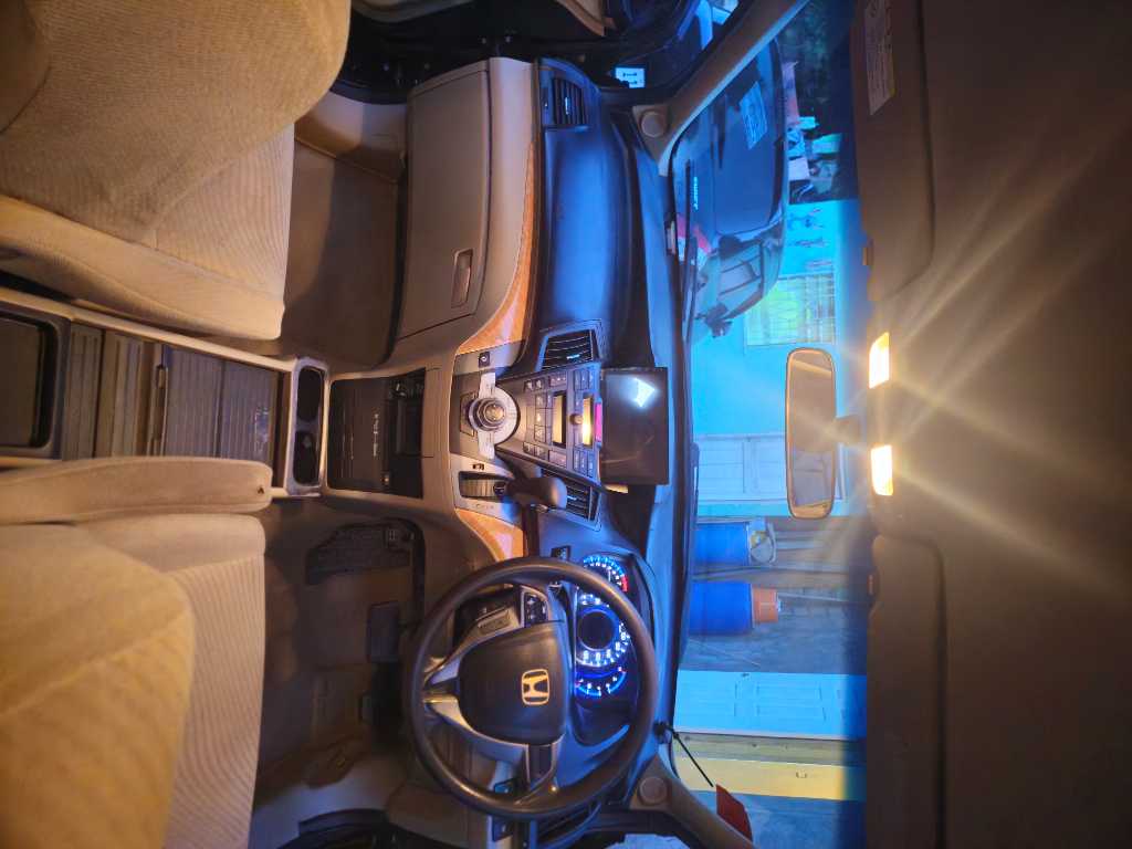 A picture of Honda Odyssey 2011