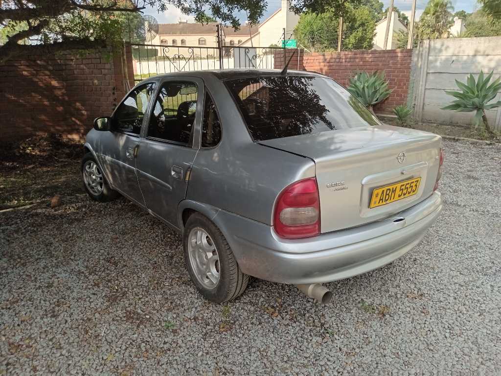 A picture of Opel Corsa 1.61