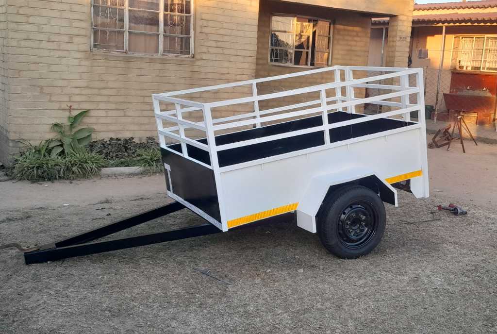 A picture of Brand new trailer... 