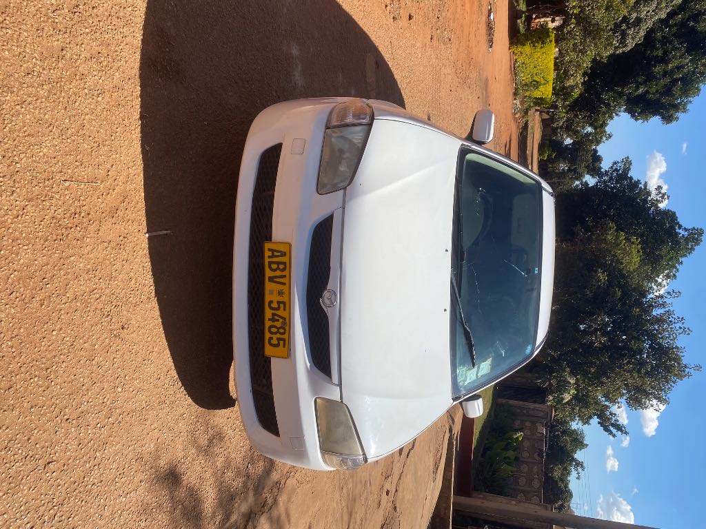 Mazda familiar bj5w