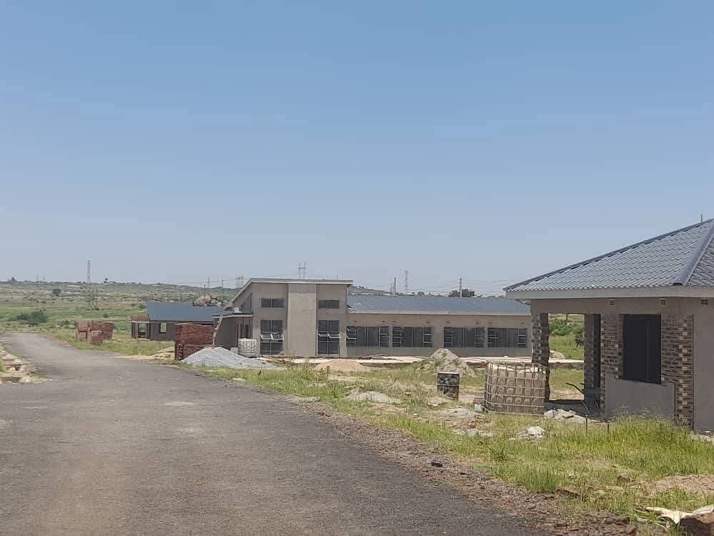 A picture of Glenview and budiriro Low income stands 