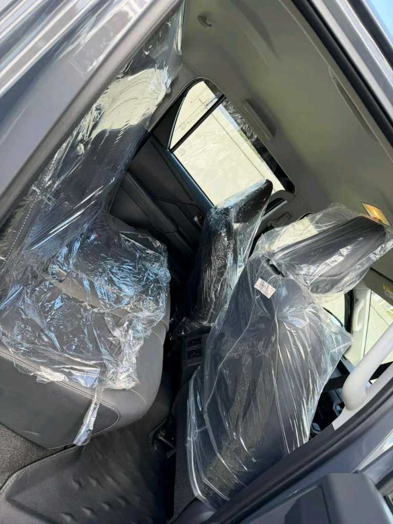 A picture of Toyota hilux overland plus