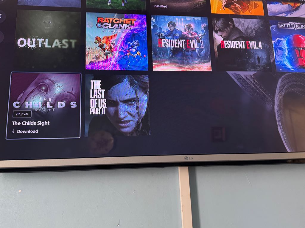 A picture of PSN account with games
