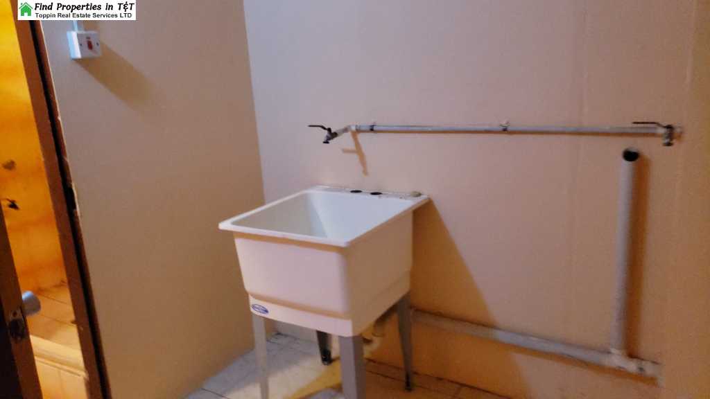 A picture of Studio Apartment In Lange Park 2500