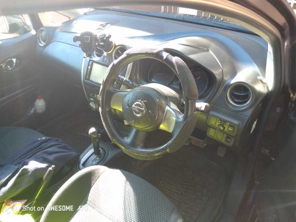 A picture of Nissan Note 
