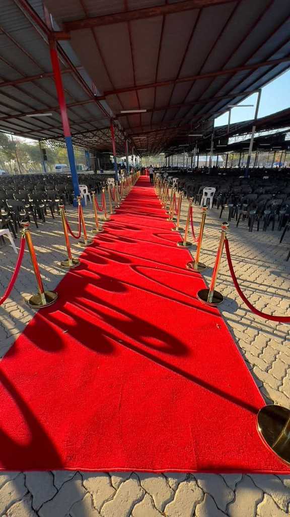 Royal red Carpets 