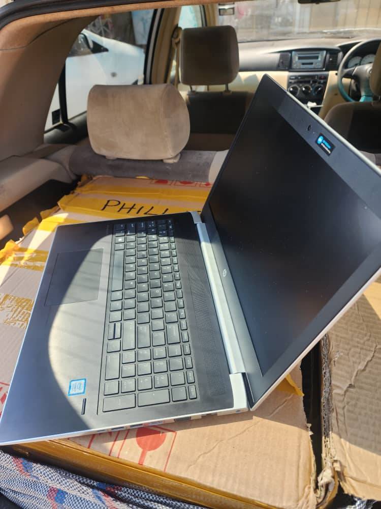A picture of Hp 450 G5 core i7