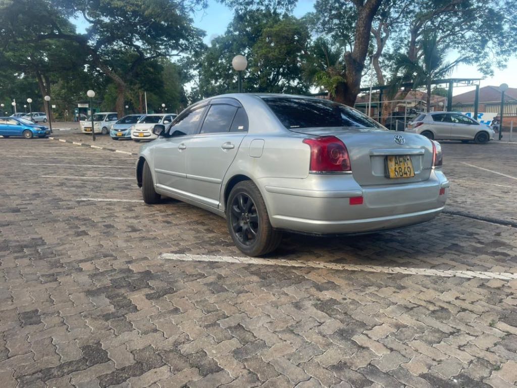A picture of 2008 Toyota Avensis Automatic . 3100USD Neg 0777292476.