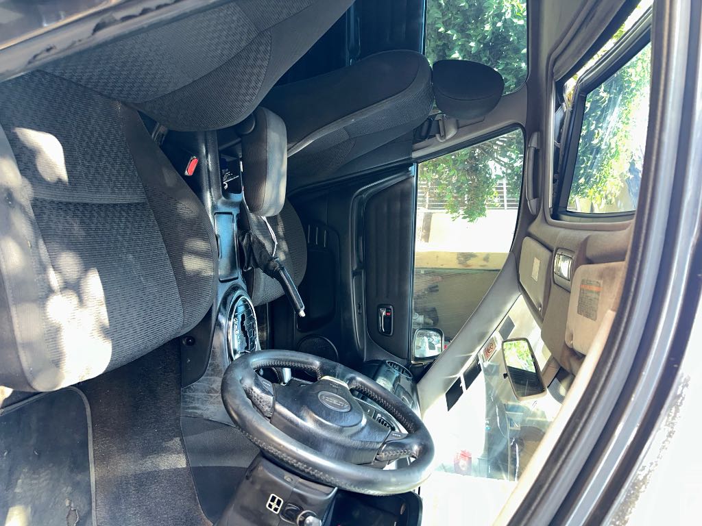 A picture of Altezza 4 Cylinder Automatic . 3500USD Neg 0772366924 .