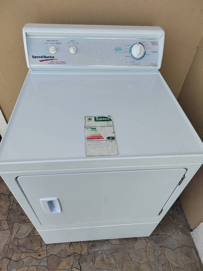 SPEED QUEEN TUMBLE DRYER HEAVY DUTY 8.2KG