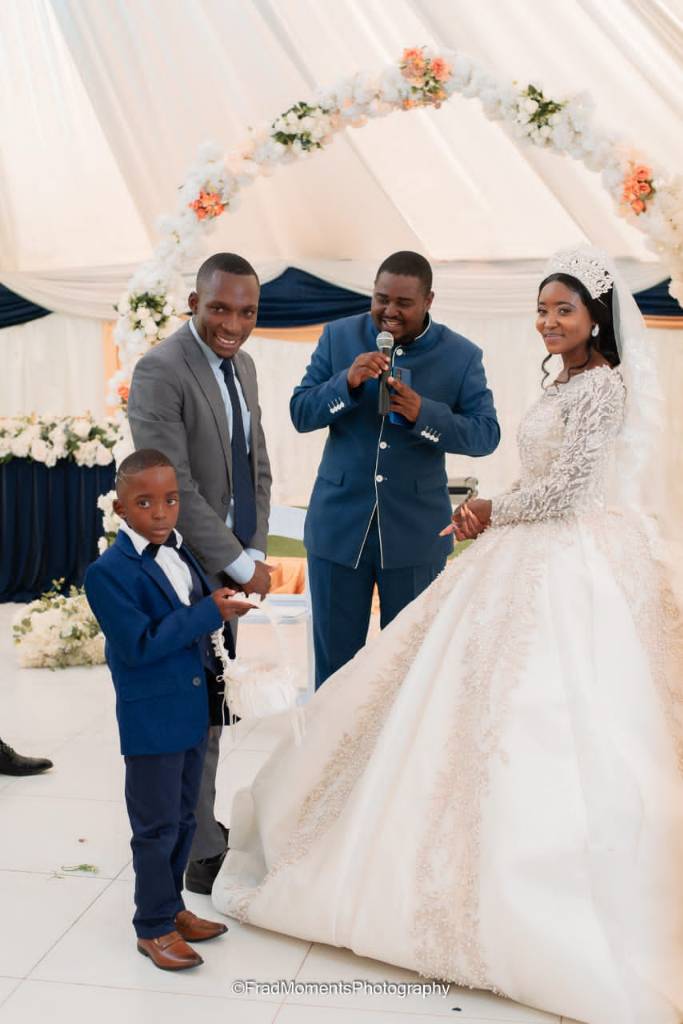 A picture of Marriage officer 
