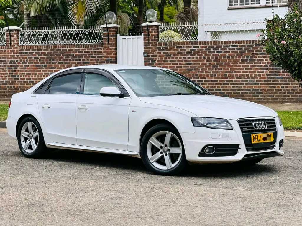 A picture of Audi A4 S line