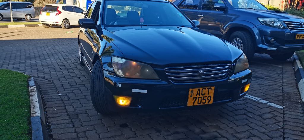 A picture of Altezza 6 Cylinder Auto . 3700USD 0774451188