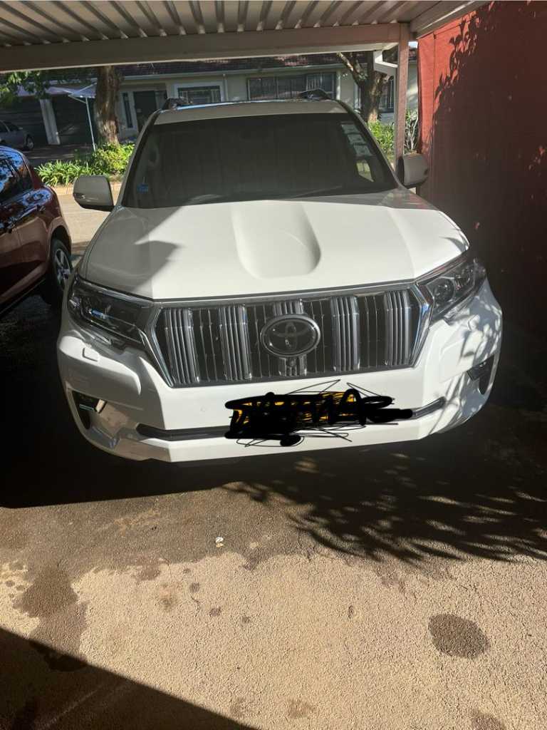 A picture of Toyota landcruiser prado tx