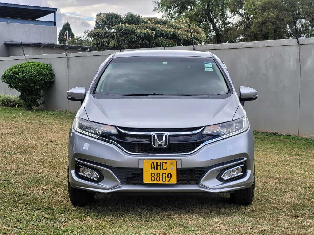 A picture of Honda fit gk4 2018