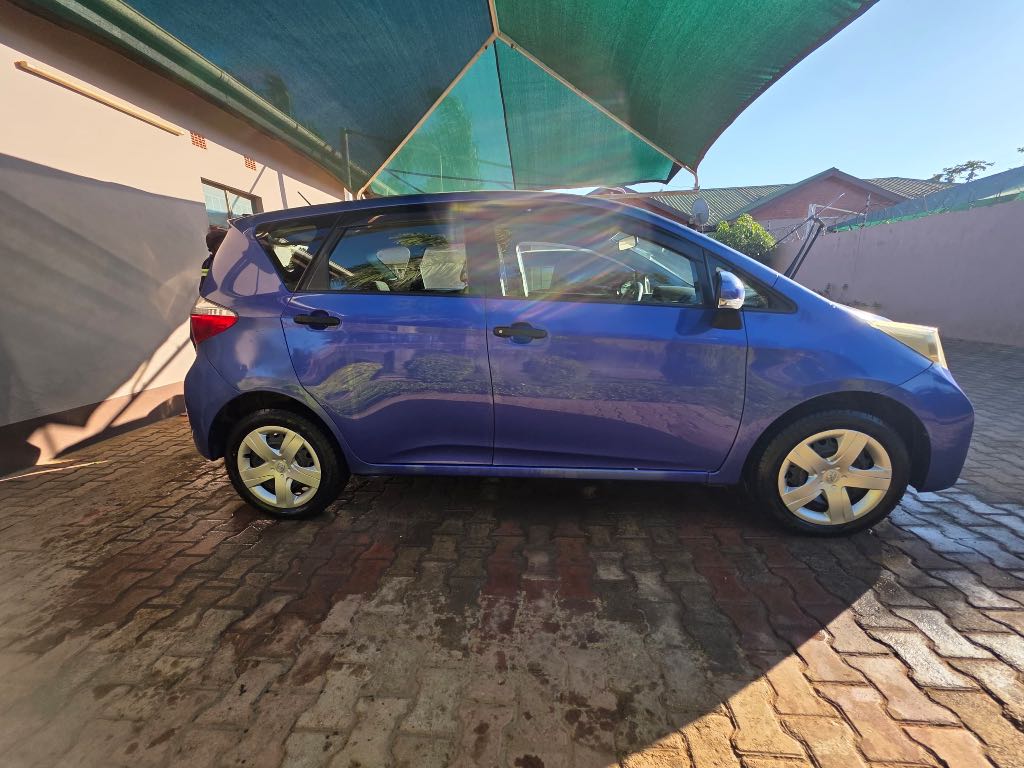 A picture of Toyota Ractis