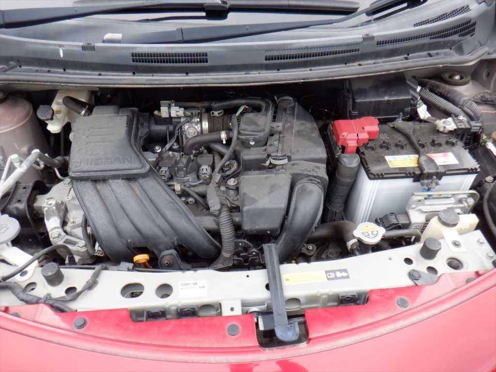 A picture of 2013 Nissan Note 