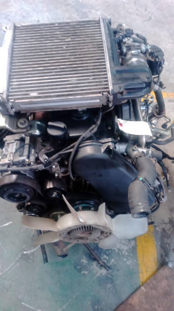 A picture of Toyota hilux 1kd engines 
