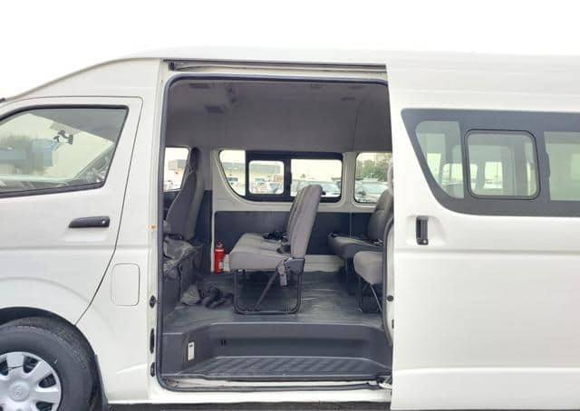 A picture of 2016 Toyota Hiace Commuter 16 seaters