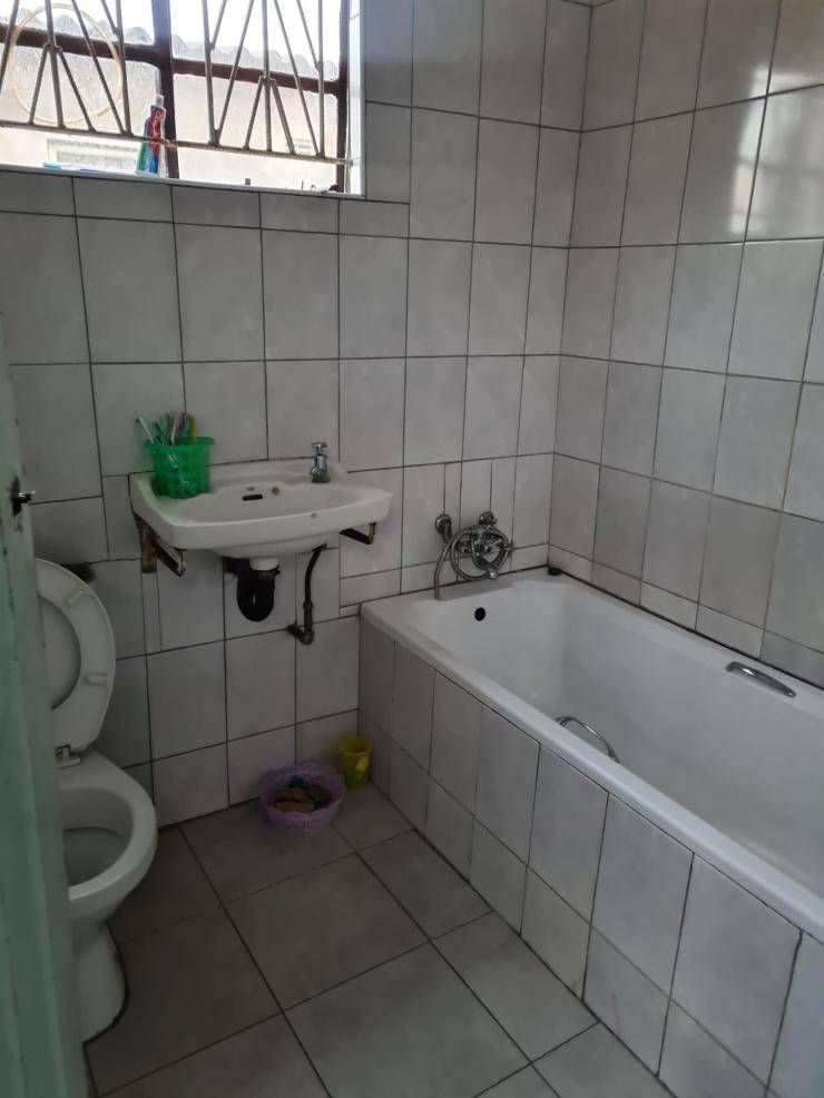 A picture of 4 BEDROOM HOUSE FOR SALE IN NKULUMANE 12 BULAWAYO 