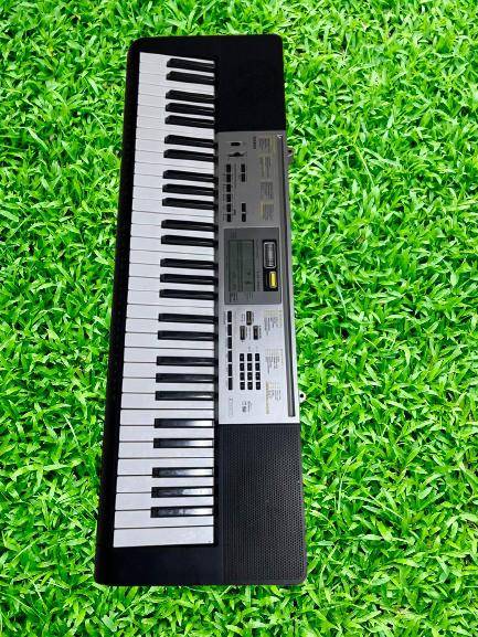 Casio LK 260 keyboard 