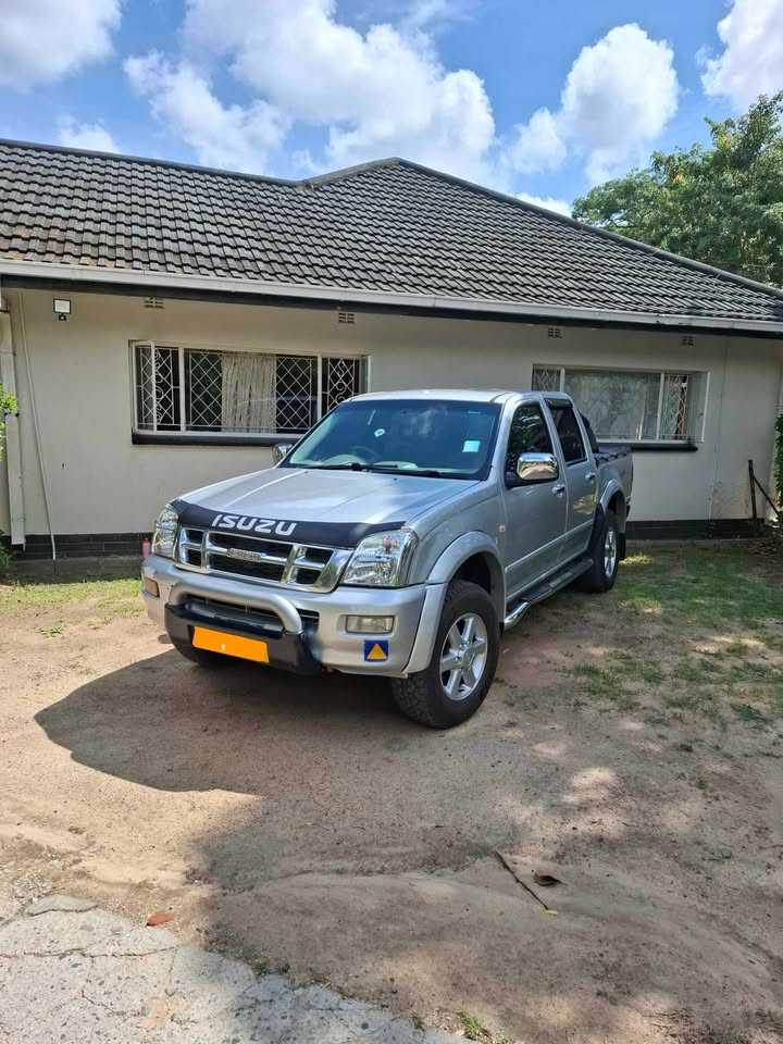 Isuzu KB300 LX Dmax